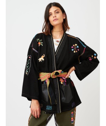 KIMONO BON VOYAGE NOIR s'inspire de l'anatomie humaine